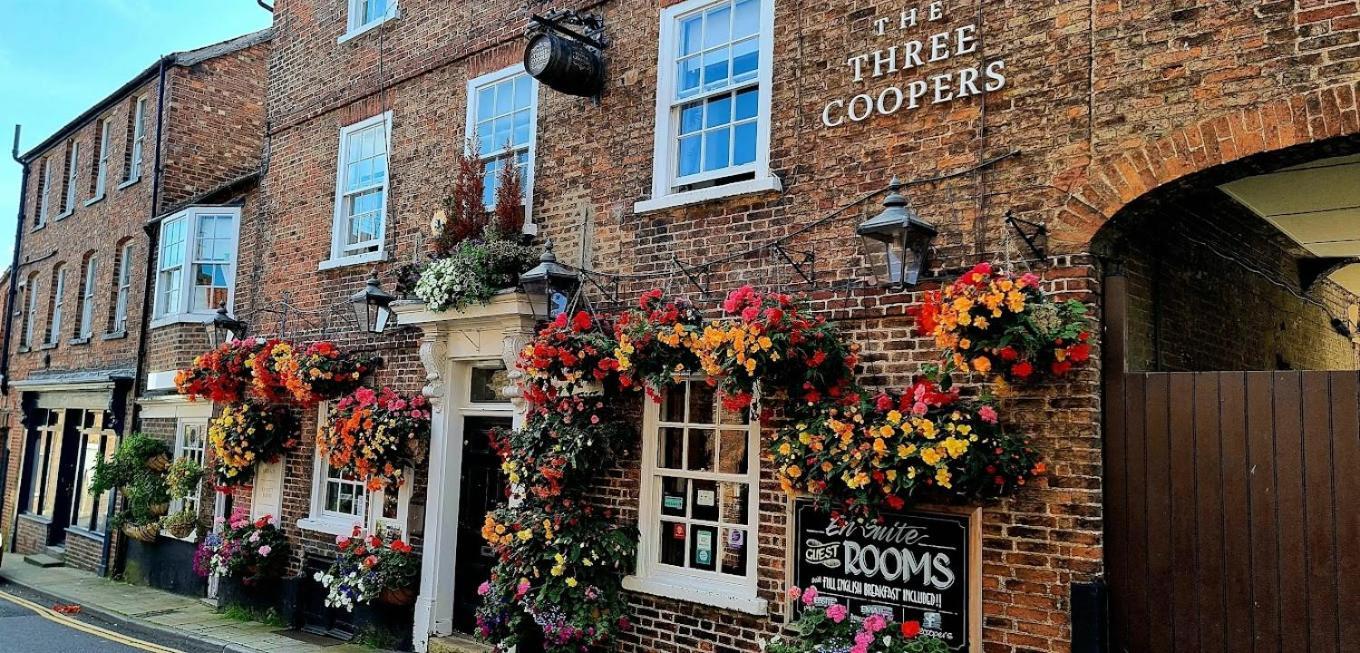 Bed and Breakfast The Three Coopers Bedale Exterior foto